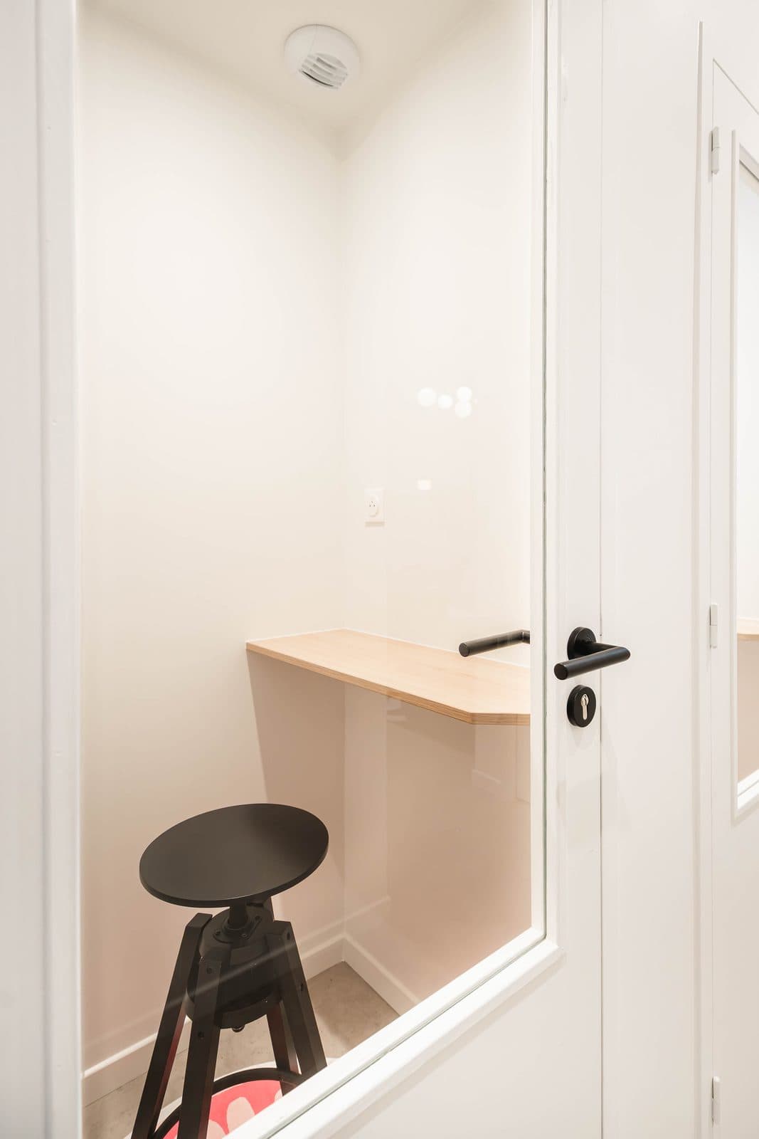 Bureau privatif 14 m², vue 2
