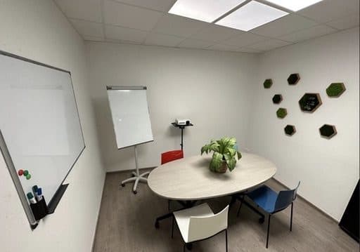 Salle de réunion, vue 1